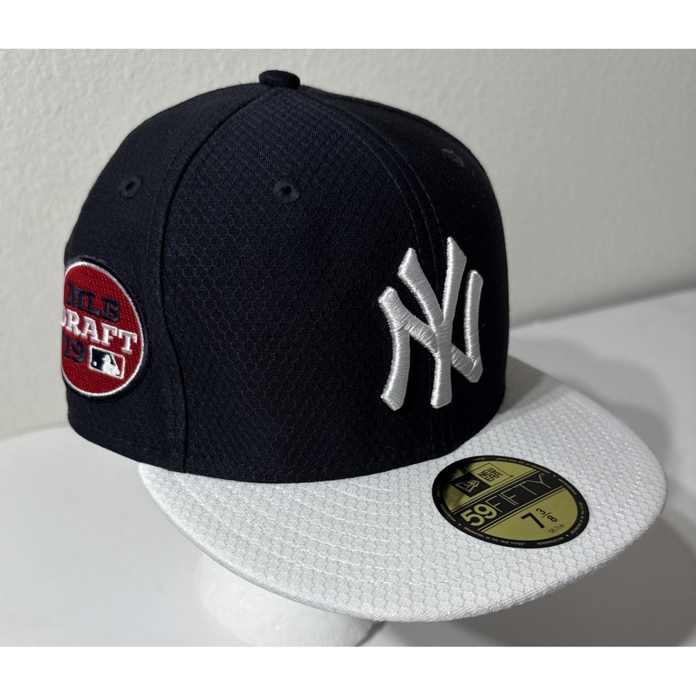 New Era New YORK‎ YANKEES  2019 MLB DRAFT SIDEPATCH FITTED Navy White CAP  7 3/8